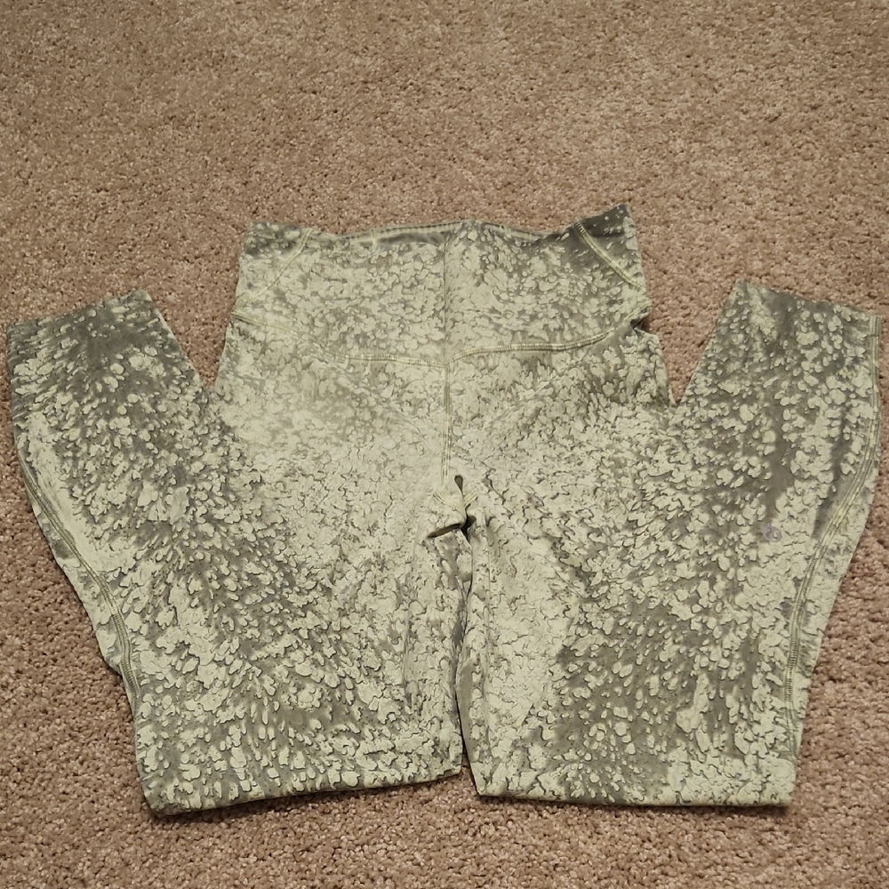 Base Pace Leggings